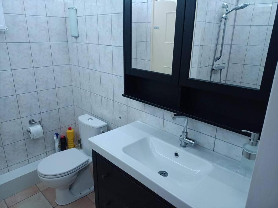 Kom Thuis In Deze Gezellige Loft Heerlen Bagian luar foto