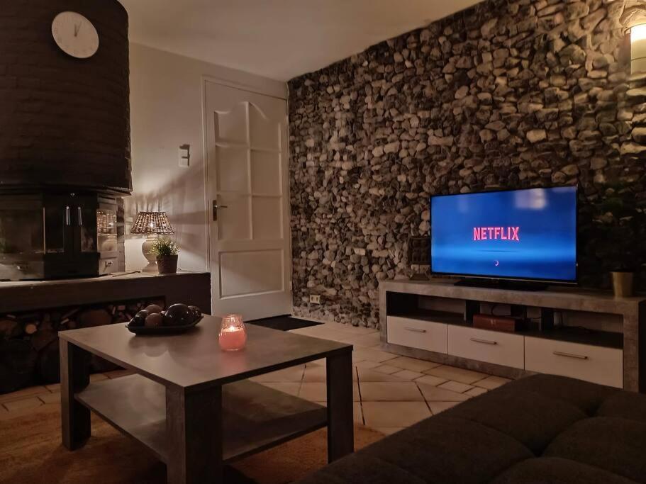 Kom Thuis In Deze Gezellige Loft Heerlen Bagian luar foto